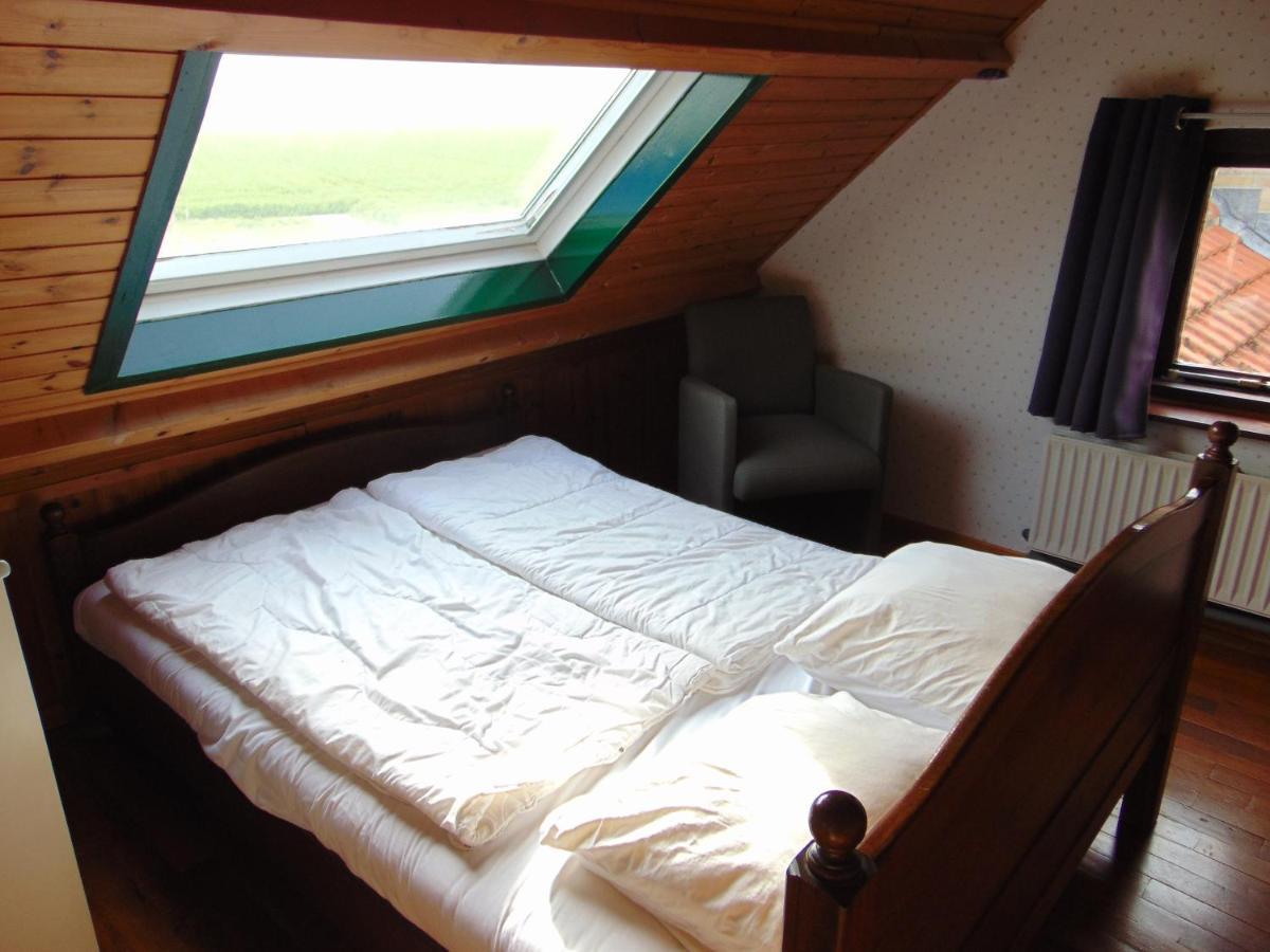 Polderhuis voor 8-10 personen aan zee Nieuwvliet Buitenkant foto